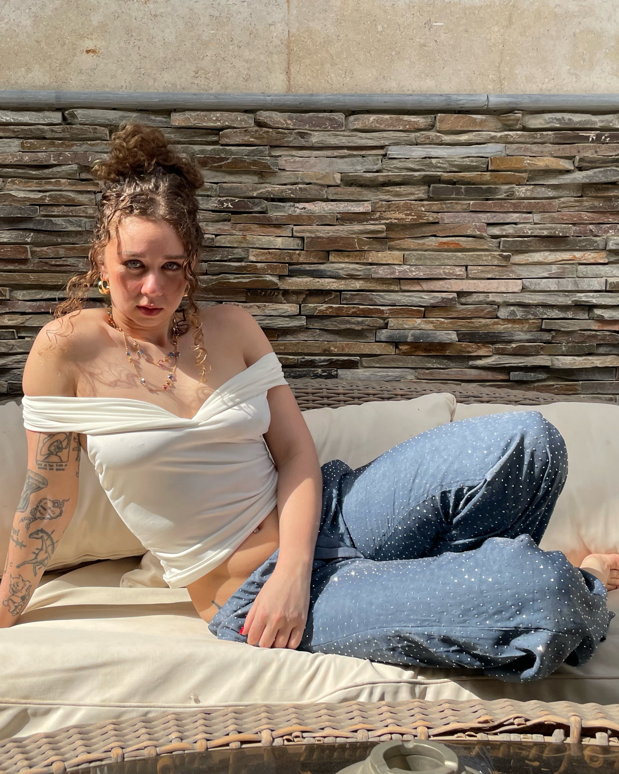 Off-shoulder Crossed Top