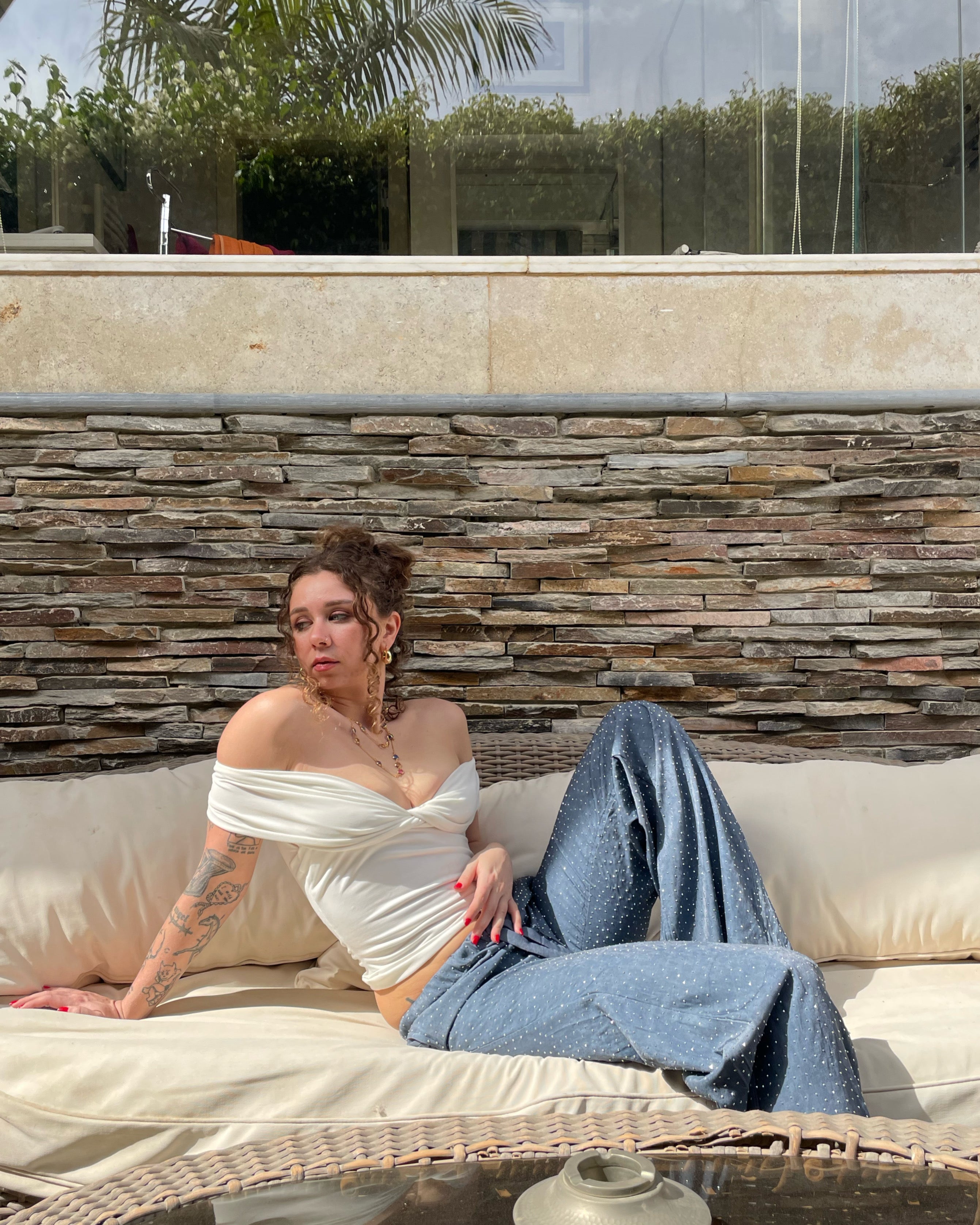 Off-shoulder Crossed Top